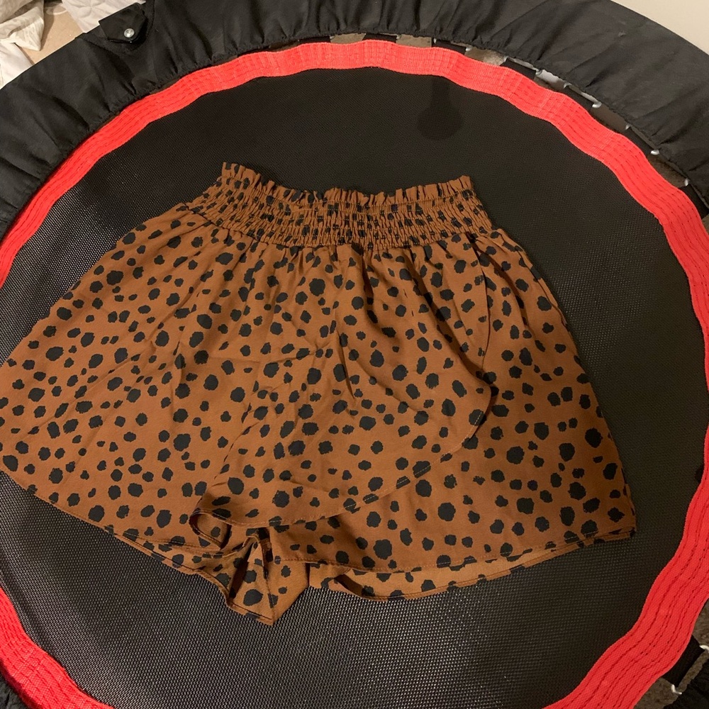 LA MIEL High Waist Brown and Black Shorts